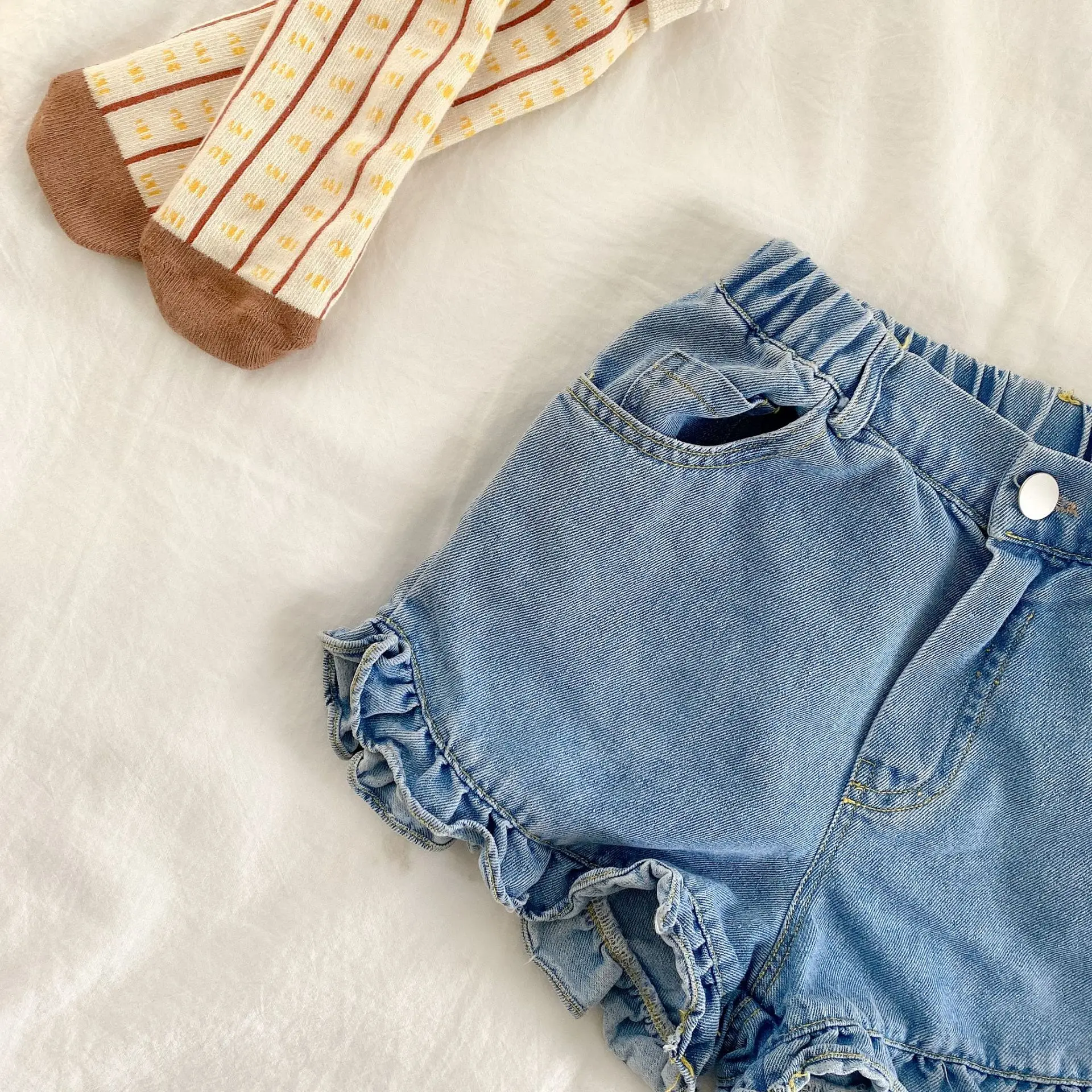 

2021 Girl Child Shorts Summer New Sweet Thin Pure Color Jeans Children Ear Edge Korean Shorts