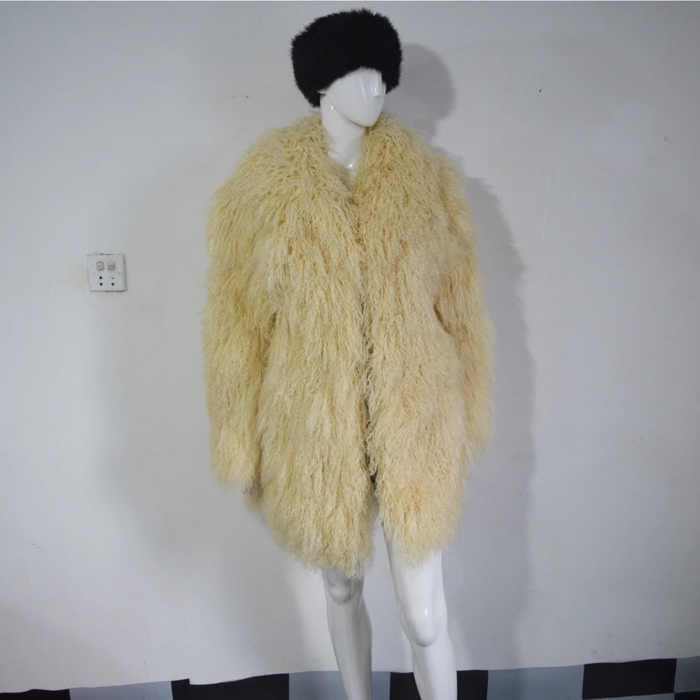 AU192 кремовый цвет красивое женское зимнее пальто высокого качества из