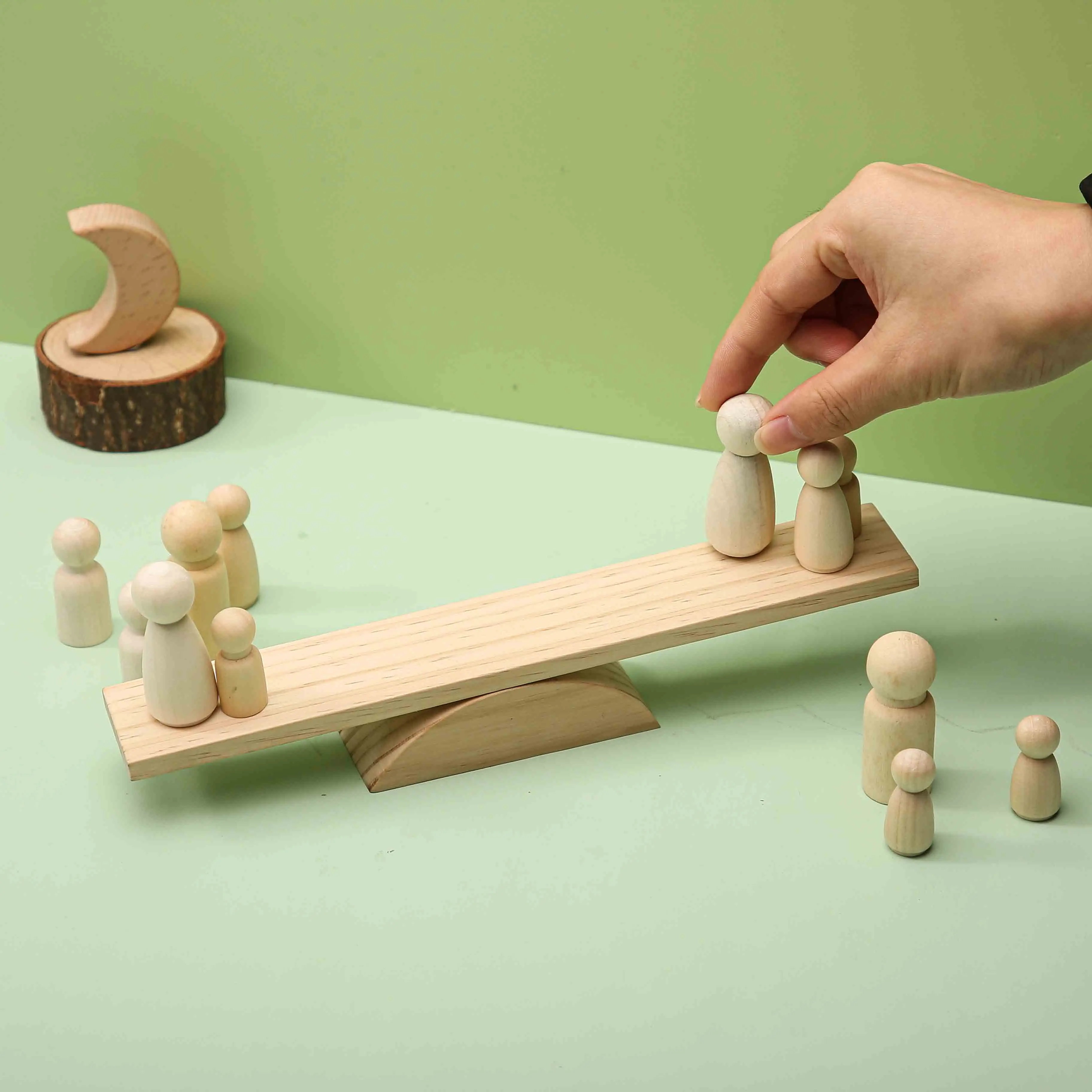 

Wooden Seesaw Balance Beam Toys Safe Beech Wood Seesaw Mini Seesaw Balance Scale Board Balancing Game Kids Early Education Toys