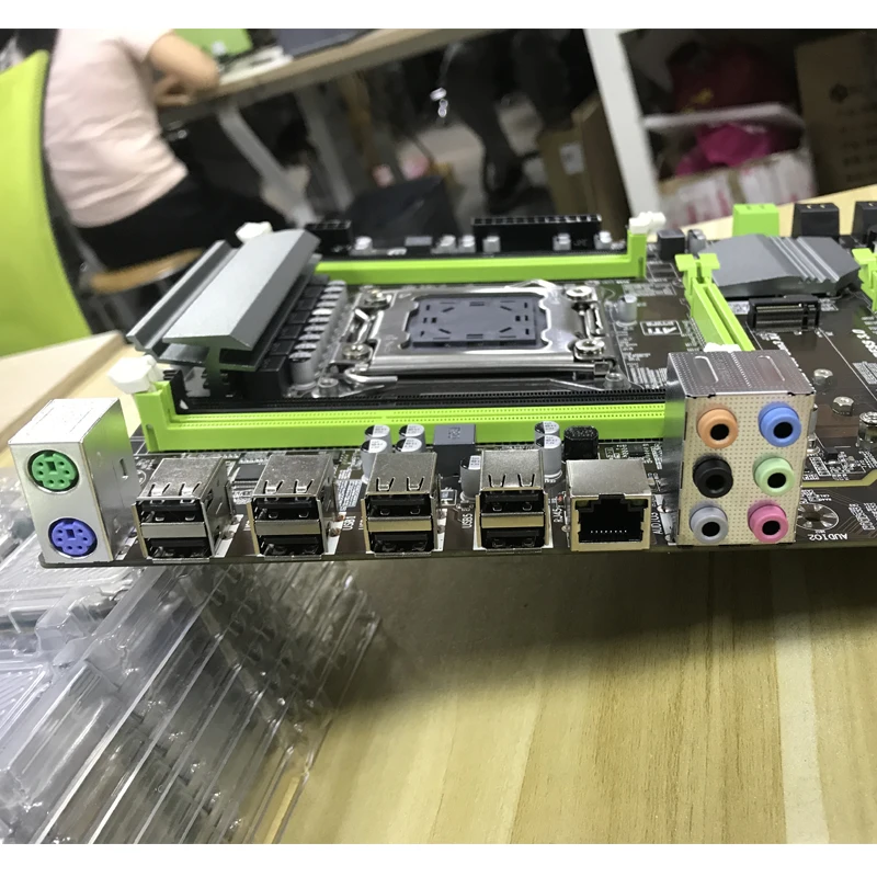 Материнская плата X79 Turbo LGA2011 ATX combos E5 1650 V2 4 шт. x ГБ = 16 Гб 1866 МГц PC3 14900R PCI-E NVME M.2 USB2.0 SATA3