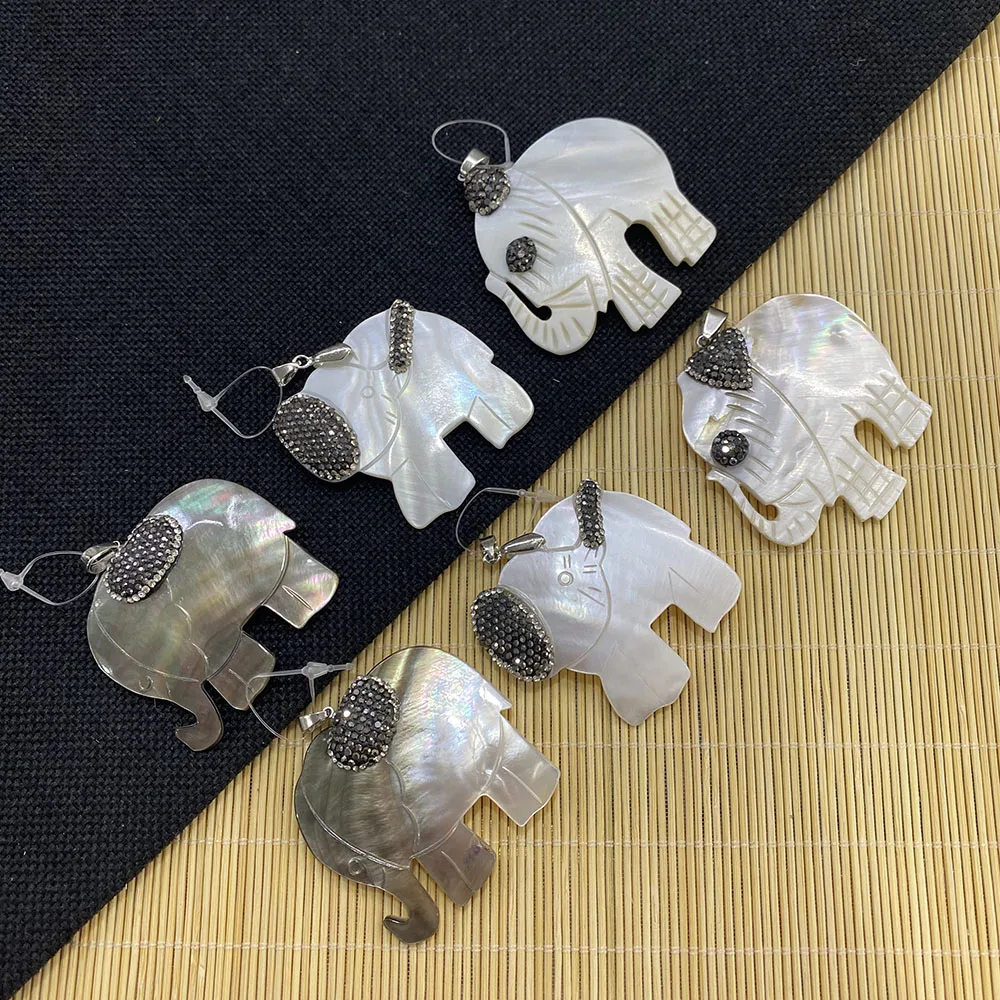 

Natural Freshwater Shells Exquisite Pendants Fashion Necklace Pendants Charm Earrings Jewelry Accessories Size 52x52mm