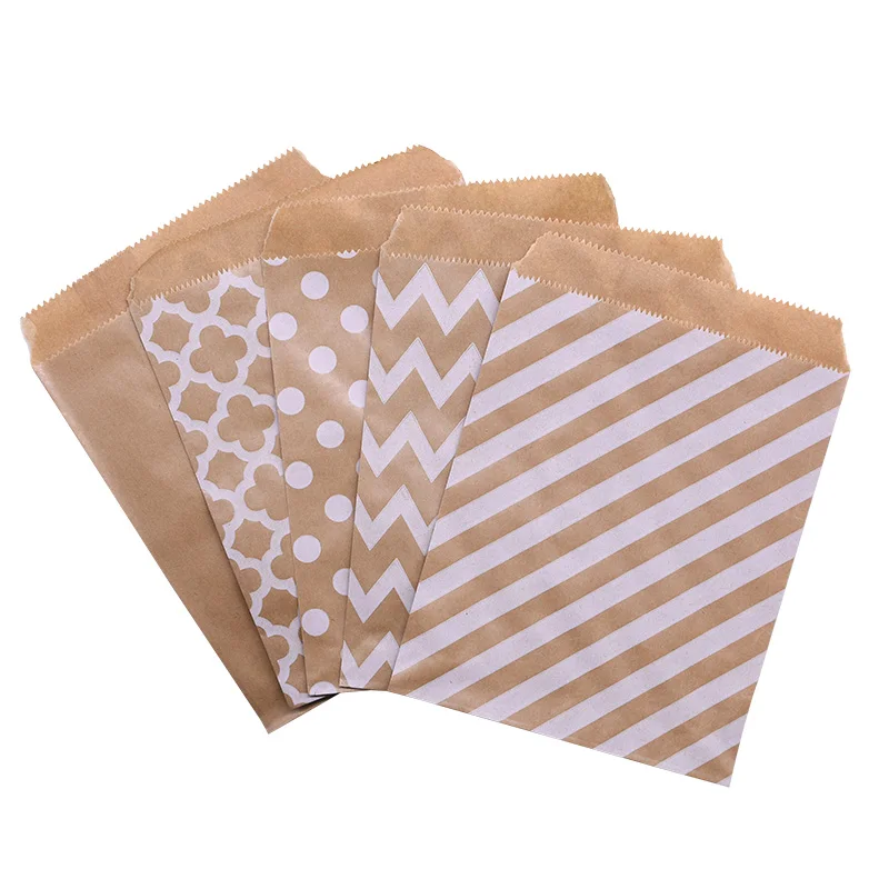 

100Pcs 13*18cm Dot Wave Stripe Kraft Paper Candy Biscuit Bags Packaging Pouch Popcorn Bag Birthday Party Wrapping Supplies