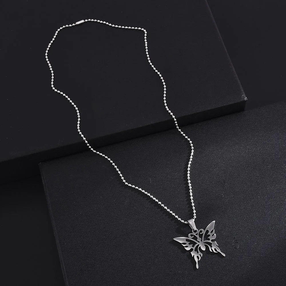 

Hot Selling European and American Temperament Jewelry Men and Women Necklace Stainless Steel Butterfly Pendant Necklace