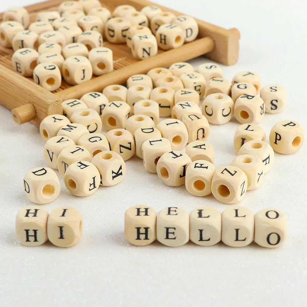 Alphabet 100 шт./лот, Квадратный Деревянный алфавит, буквы, цифры, сделай сам, бисер, детский Гладкий Прорезыватель для зубов, аксессуары для изготовления ювелирных изделий, 10 мм - Цвет: Alphabet
