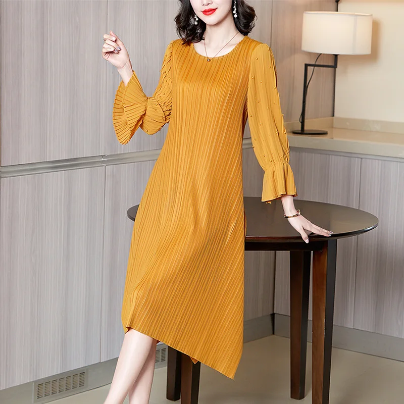 

Plus Size Dress For Women 45-80kg 2021 Spring New High Quality Stretch Miyake Pleated Clothes Round Neck Loose Irregular Dresses