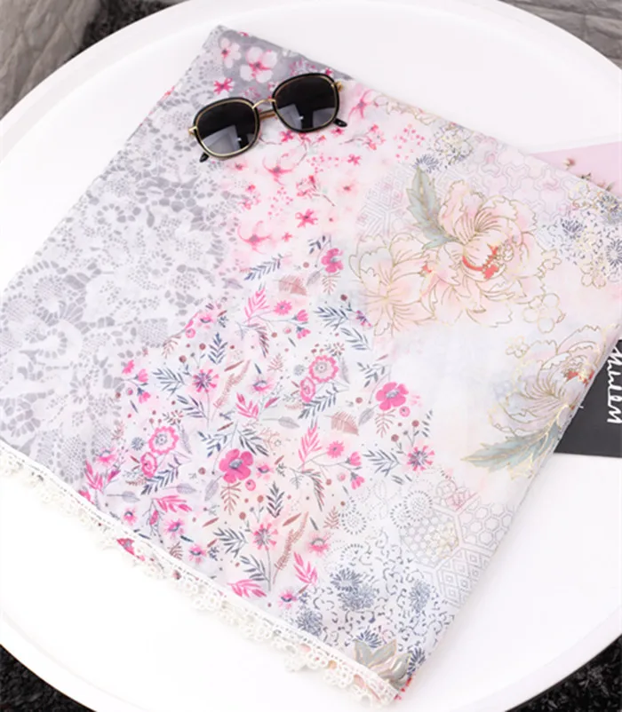 2020 Fashion Small Flower Print Gold Foil Trim Scarves Shawls Long Women Soft Floral Wrap Scarf Hijab Free Shipping |