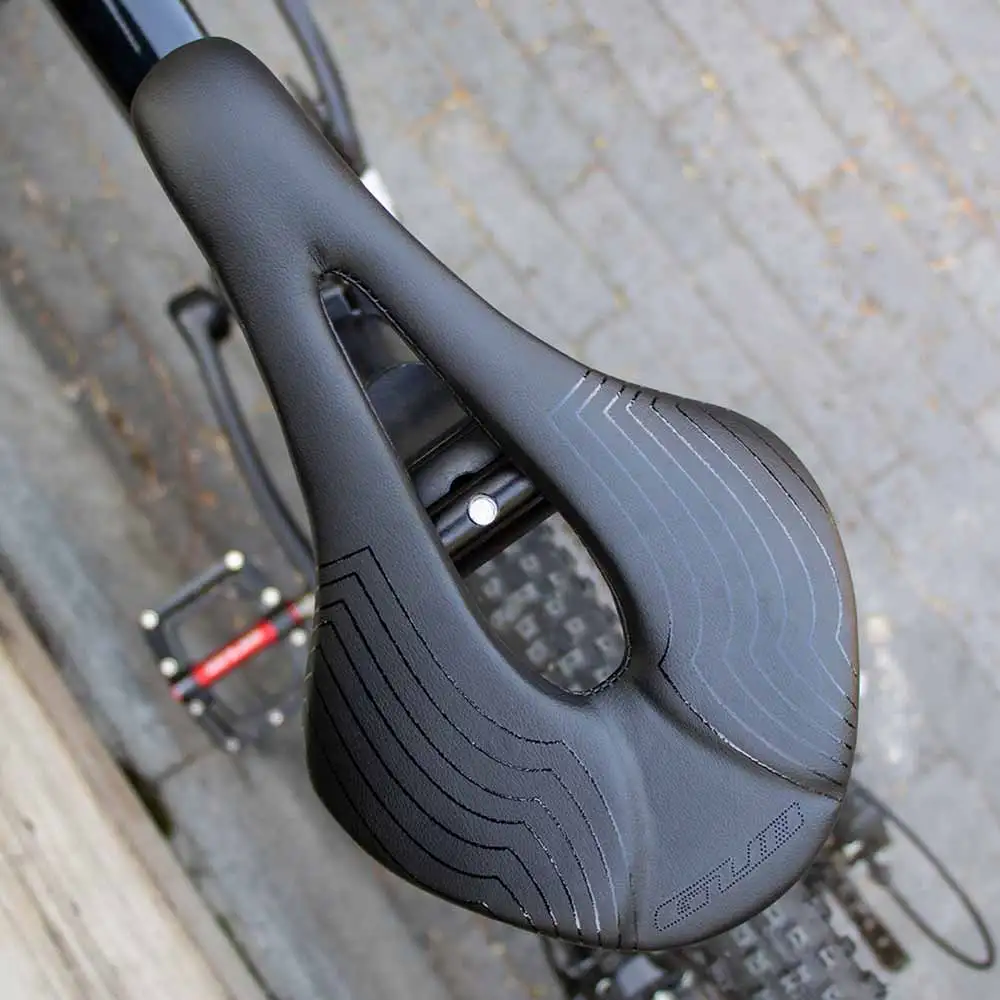 

2021 New Carbon Fiber Road Mtb Saddle Use Carbon Material Pad Breathable Super Light Leather Cushions Bicycle Accessory
