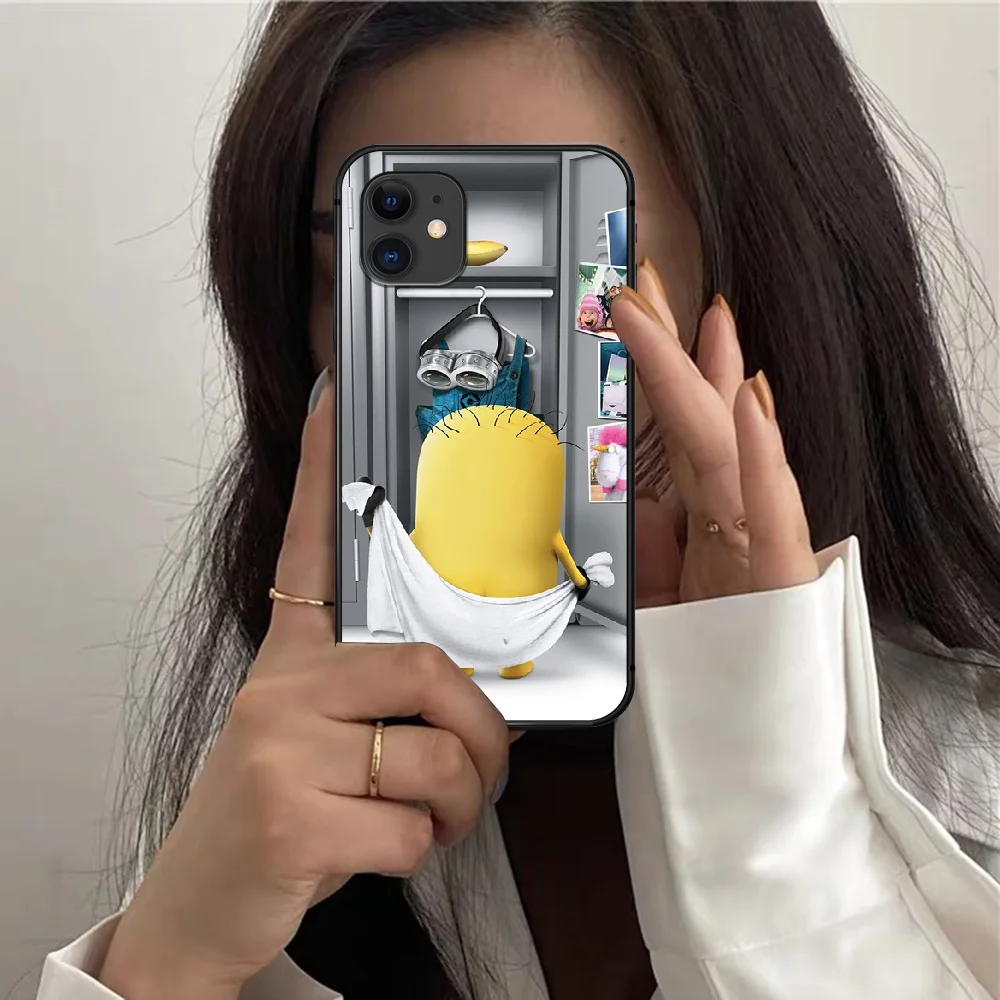 

Funny Minione cute cartoon Phone Case For Iphone 12 Mini 11 PRO X XR XS MAX 6 6s 7 8 Plus 4 5 5s SE 2020 black Shell Painting