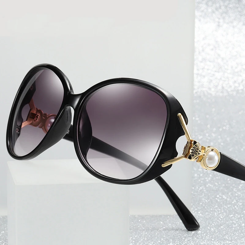 

Fashion metal pearl fox head sunglasses ladies trendy personality sunglasses