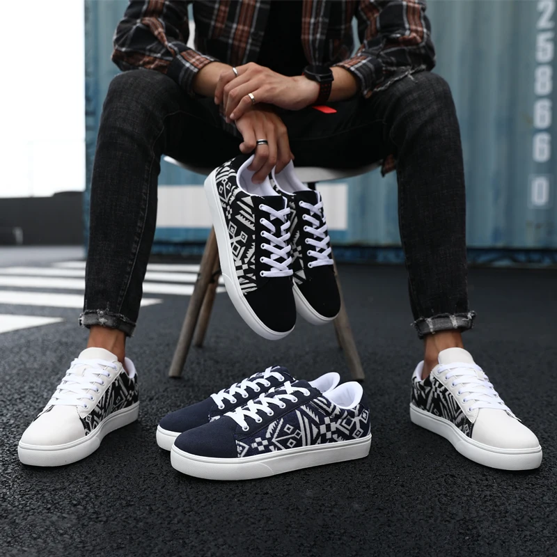 

Brand new men's casual sports shoes, retro graffiti printed fashion sneakers, all-match low-top canvas shoes in all seasonss
