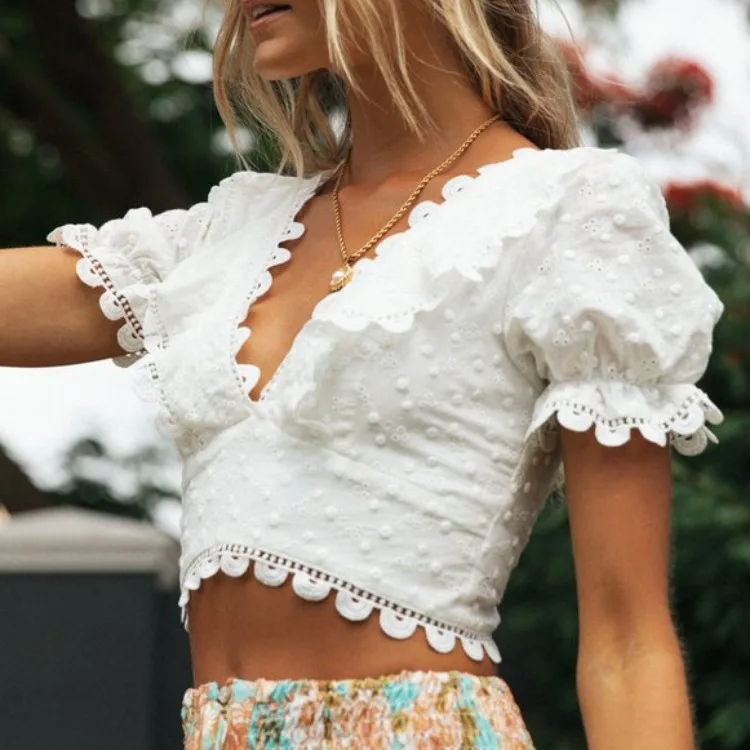 

Women Short Tops Summer Lace Floral Ladies Crop Tops Embroidered Spaghetti Strap Female Shirt Tops