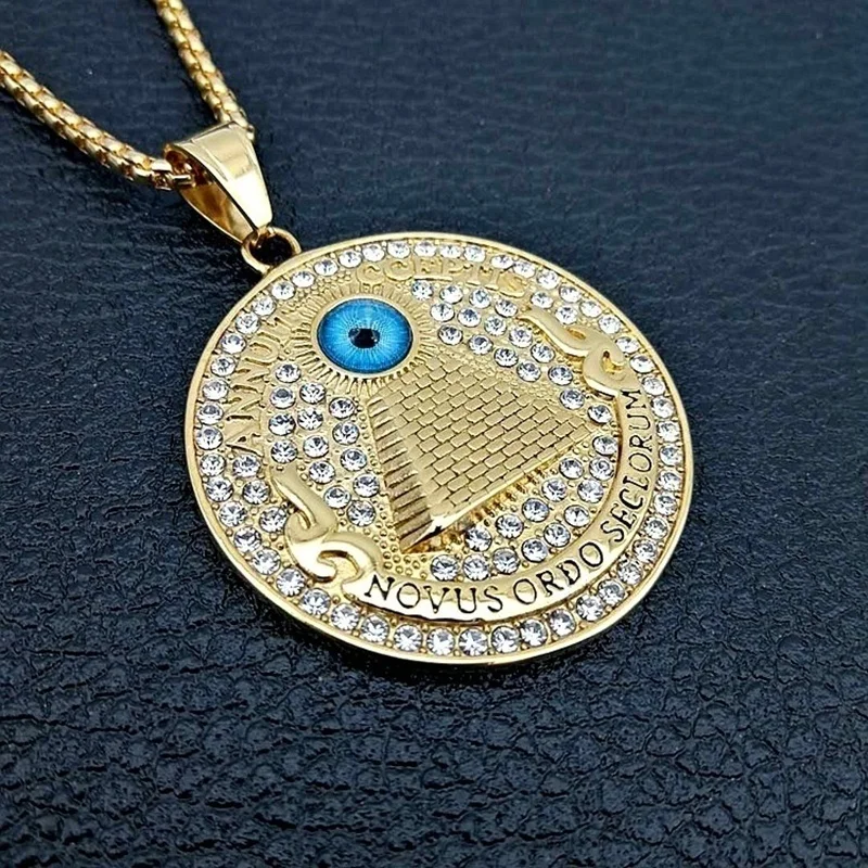 Retro Egyptian Pyramid Eye of Horus Pattern Pendant Necklace Men's Necklace Round Sliding Necklace Pendant Accessories Jewelry