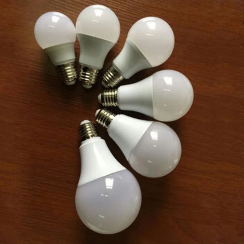 

LukLoy Plastic Coated Aluminum LED E27 Bulb 3W 5W 7W 9W 12W 15W Super Bright Household LED Bulb Light Bulb Cold White Warm White