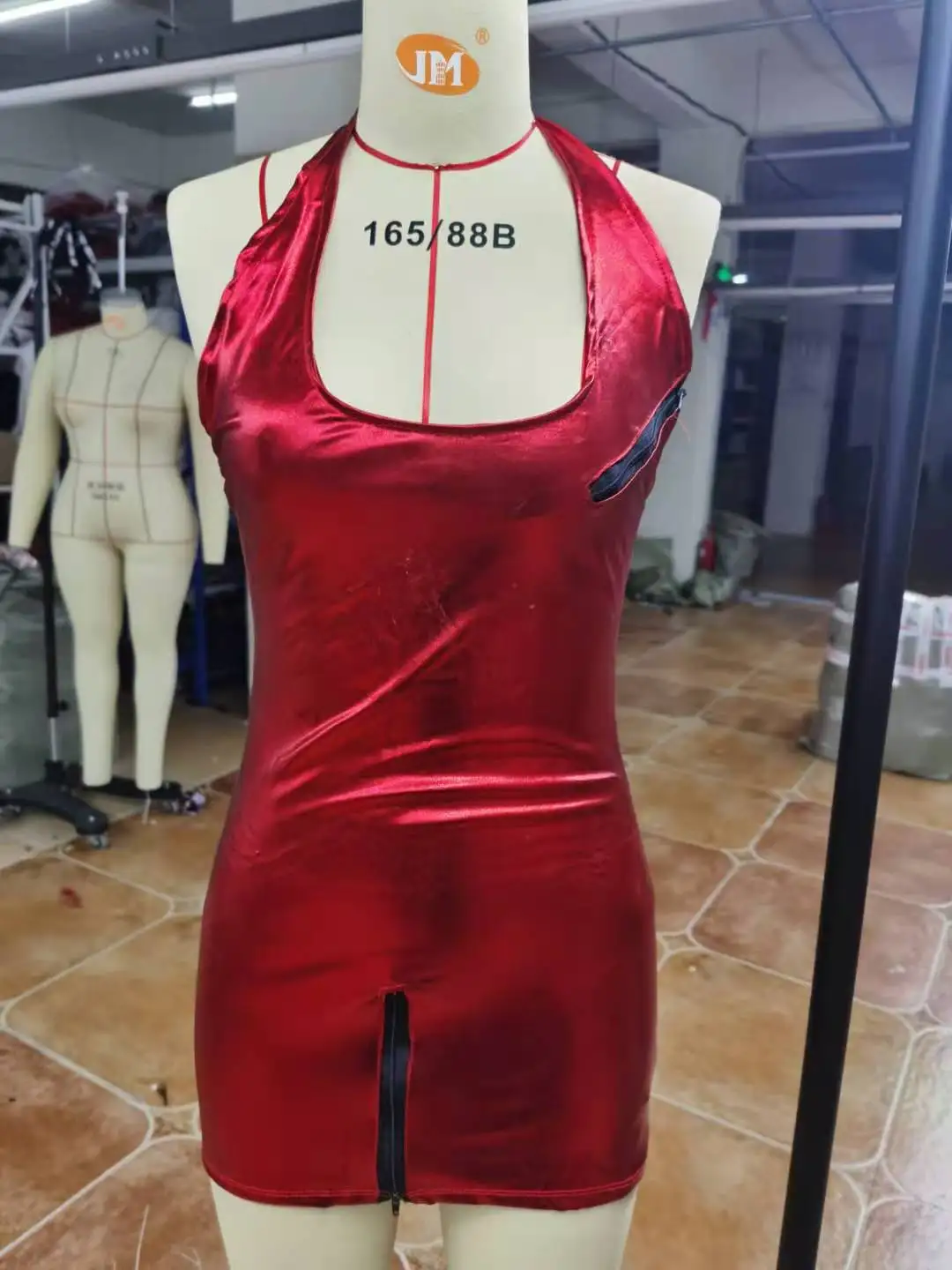 

Sexy underwear Europe and the United States sexy lacquer game wear nightclub bar loaded steel tube clothing black paint Q443