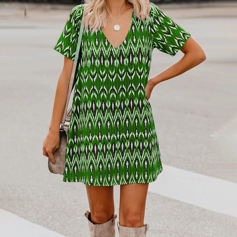 

Vintage Print Short Sleeve Mini Dress 2021 Summer Deep V-neck Oversized Casual Loose Bohemian Holiday Plus Size Dress