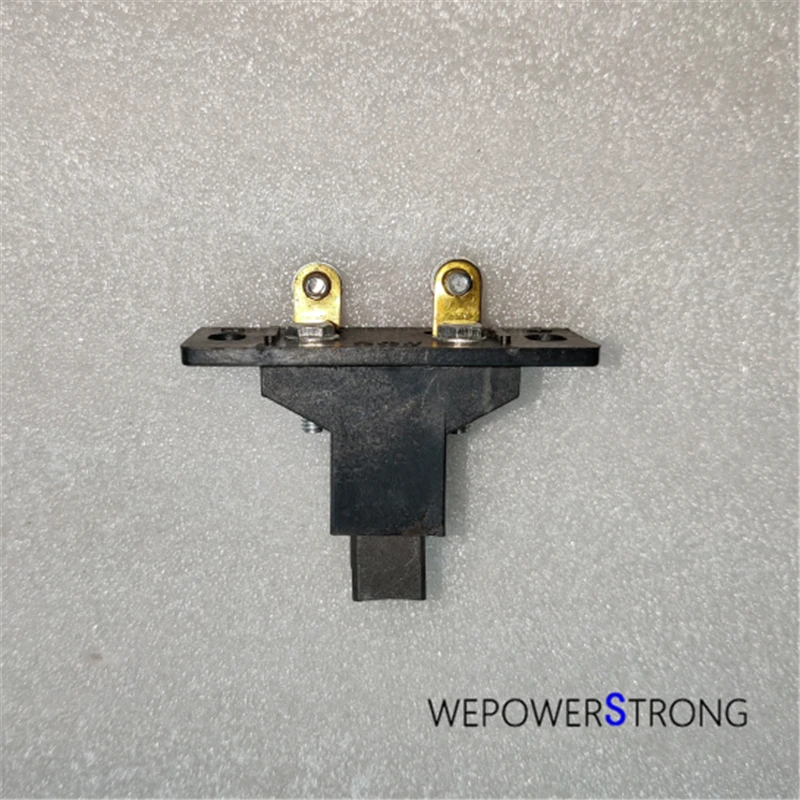 Запчасти высокого качества для генератора! Угольная щетка для GX620 630 670 2V77 2V78 мощностью 10KW 12KW 15KW или аналогичного маленького дизель-генератора.