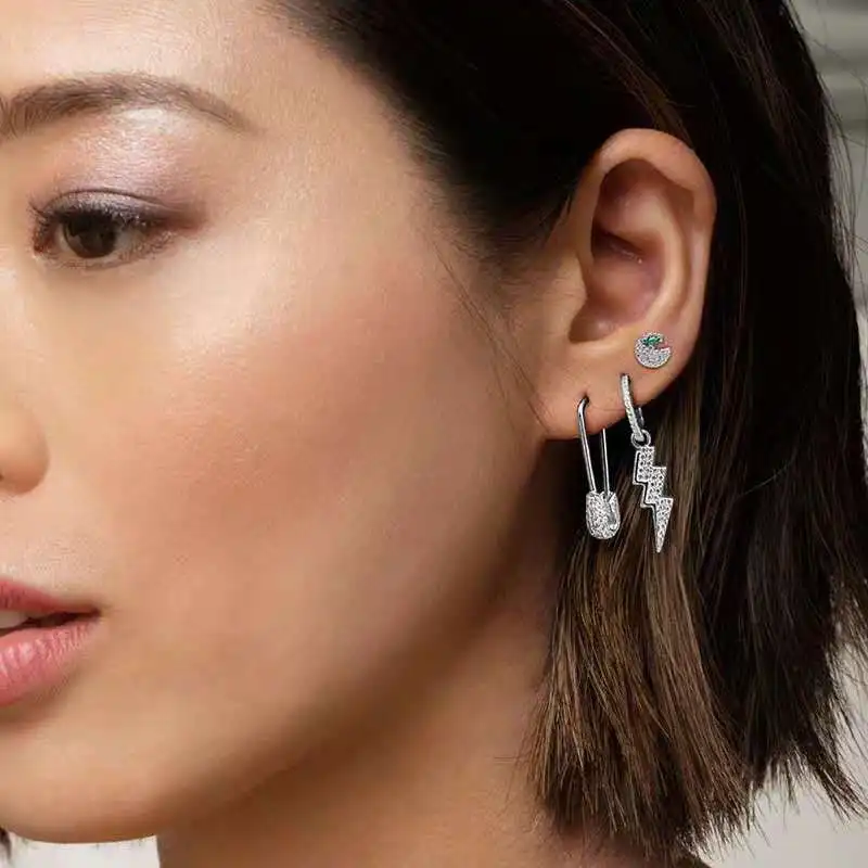 Женские серьги из серебра 925 пробы с фианитом | Украшения и аксессуары