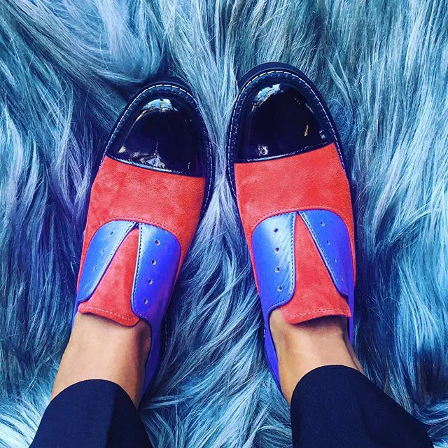 Туфли-оксфорды женские кожаные без шнуровки с острым носком резьбой на толстой