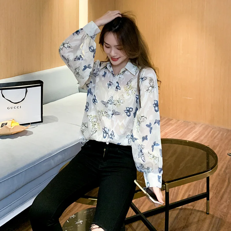 

Indonesian Style Women's Lantern Sleeve Shirt Sunscreen Embroidery Perspective Fashion Butterfly Printing Foreign Style Top