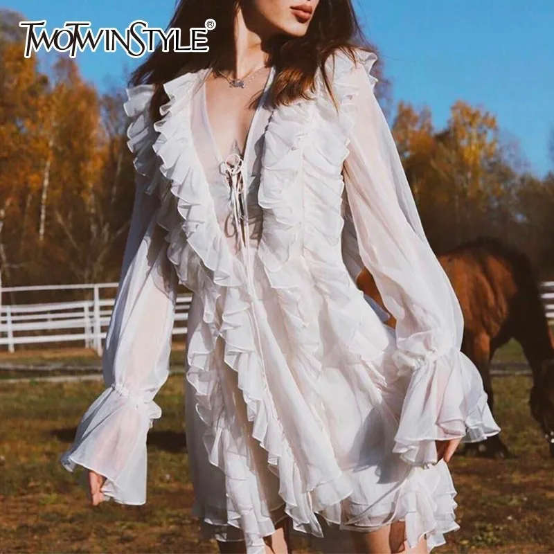 Женское мини-платье TWOTWINSTYLE элегантное платье с оборками v-образным вырезом