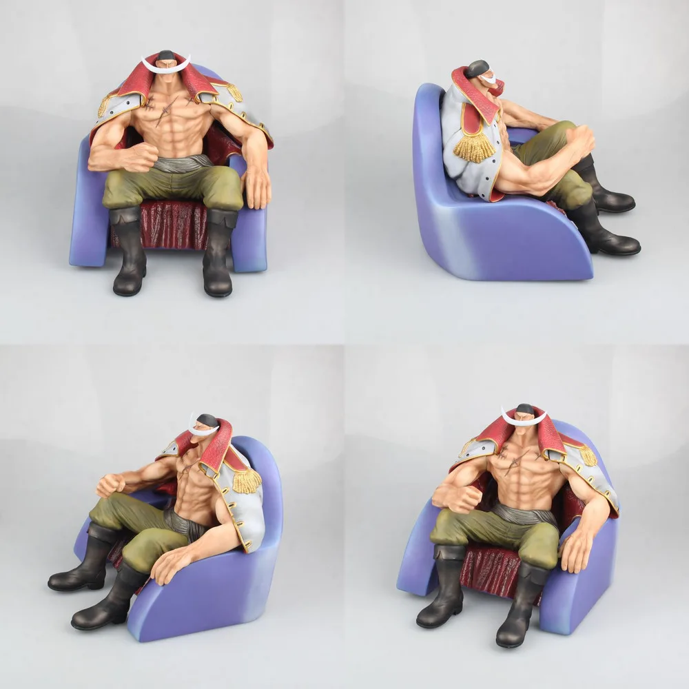 Цельная белая борода пирата Ботинки в стиле Эдвард Ньюгейт сидеть на диван Ver.