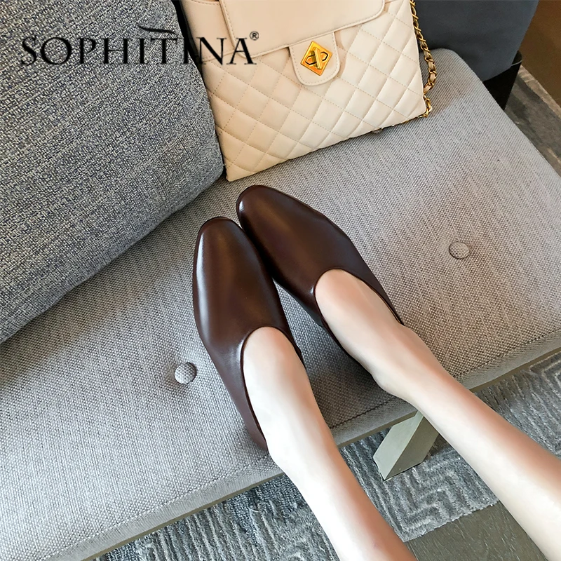 Женские туфли на плоской подошве SOPHITINA Мягкие Удобные однотонные из натуральной