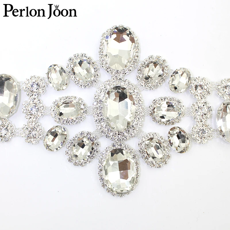 

1pcs sparkling super large glass crystal belt rhinestone appliques sewn on the bridal wedding dress decorative belt YL027