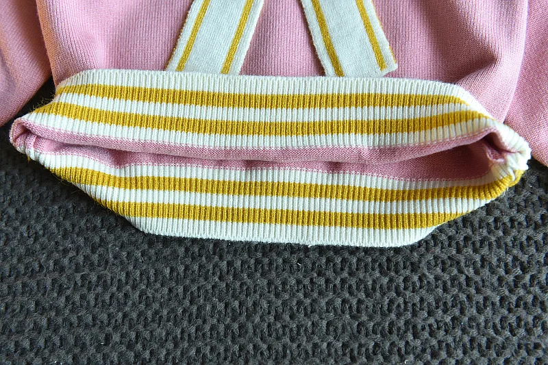 

2020 fashion kids winter sweaters baby girl clothes cute bow tie college wind jacket and skirt suit