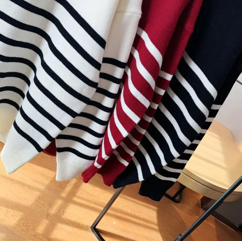 

Juice Snow 2020 Autumn New Striped Sweater Women's Wild Knitted Love Top Lazy Round Neck Pullover Outer Wear