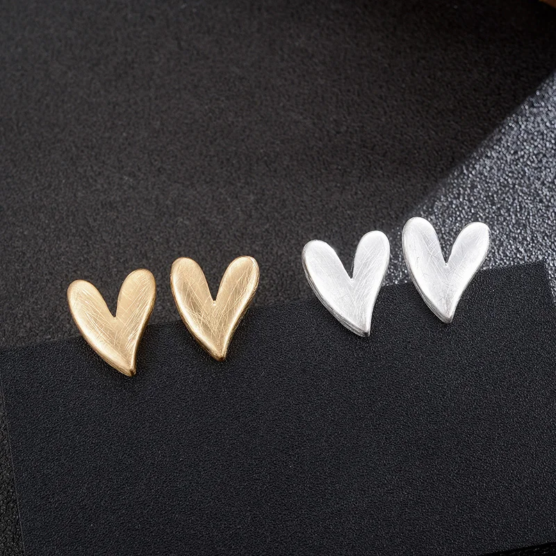 

Shineland 2023 Cute Irregular Simple Metal Heart Stud Earrings For Women Statement Vintage New Fashion Jewelry Wholesale Bijoux