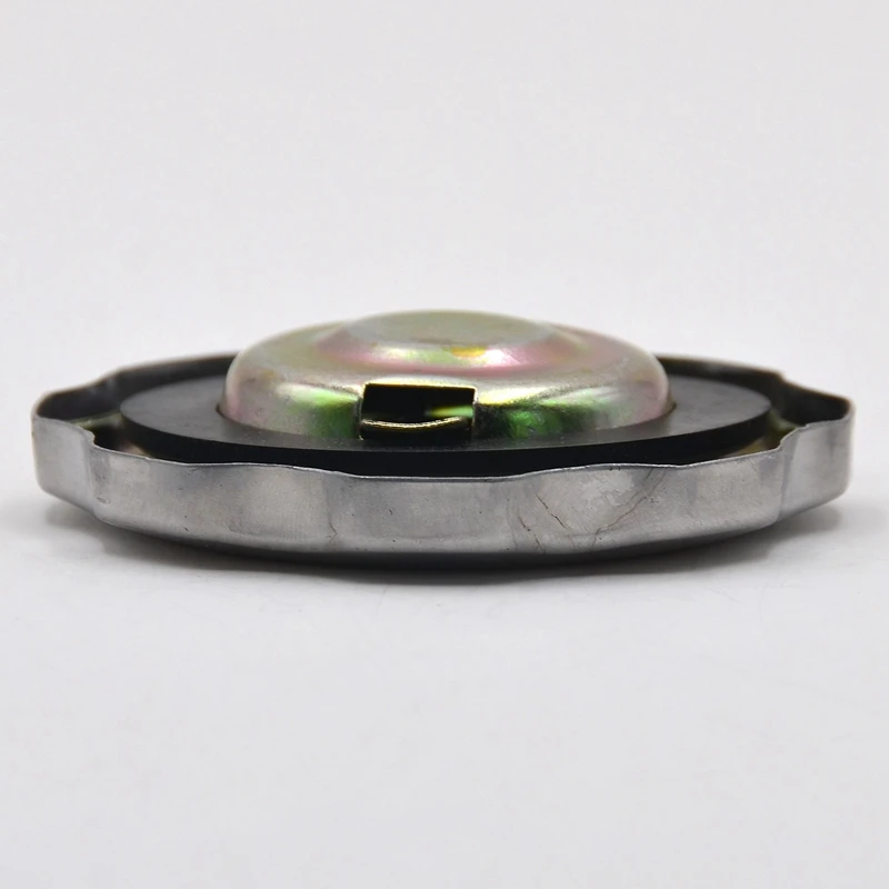 

Chrome Fuel Gas Tank Cap Fit for Honda GX160,200,240,270,340,390 17620-ZH7-023