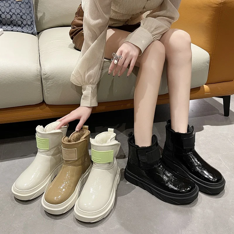 

Women's Flat Waterproof Patent Leather Snow Boots Winter Thick-soled Transparent PVC Ankle Botas Warm Plush Lining Casual Shoes