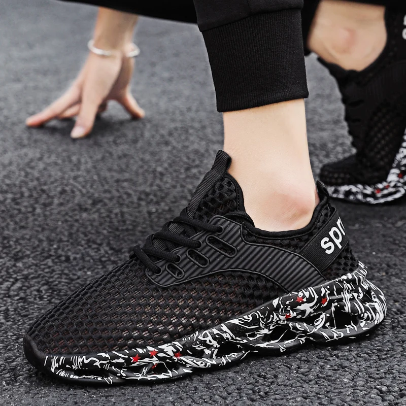 

Graffiti Print Sole Fashion Men Breathable Casual Sneakers High Quality Outdoor Light Weight Sports Shoes Man Hip Hop Street