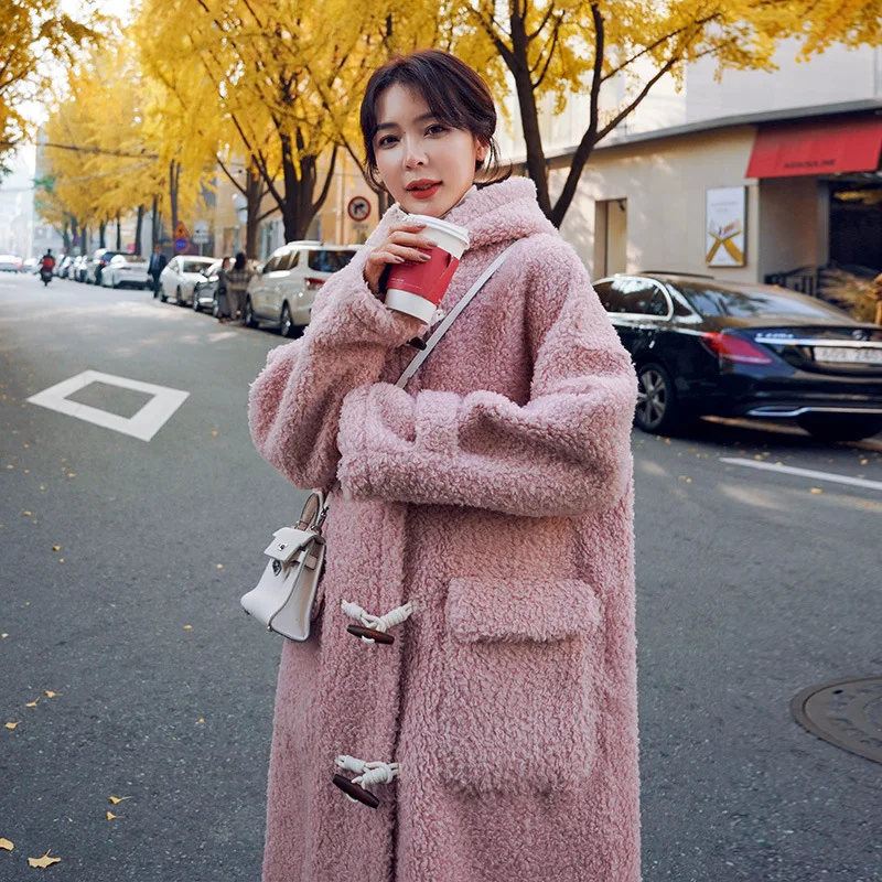 

Horn buckle lamb wool jacket women 2020 winter Korean version loose fashion all-match short lazy style student cotton coat M374
