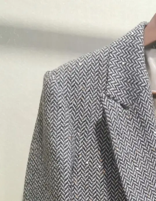 

2021 Autumn / Spring New Sequined Pattern Long Sleeve V Neck Blazer Shorts Women Blazer + Short Pant