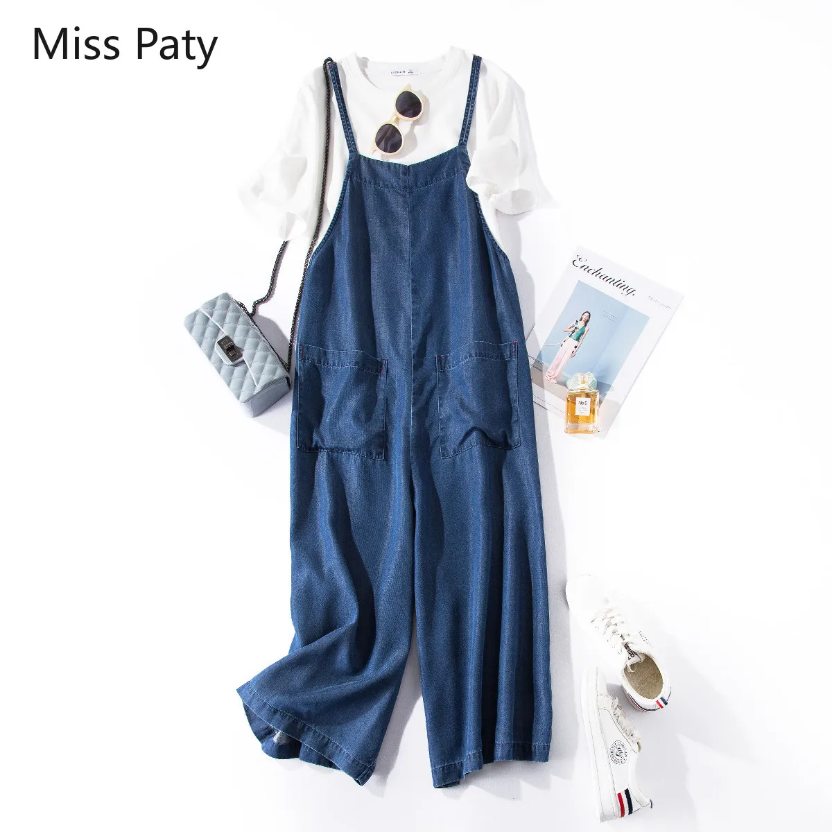 Джинсы-бойфренды женские джинсовые с завышенной талией и широкими штанинами |