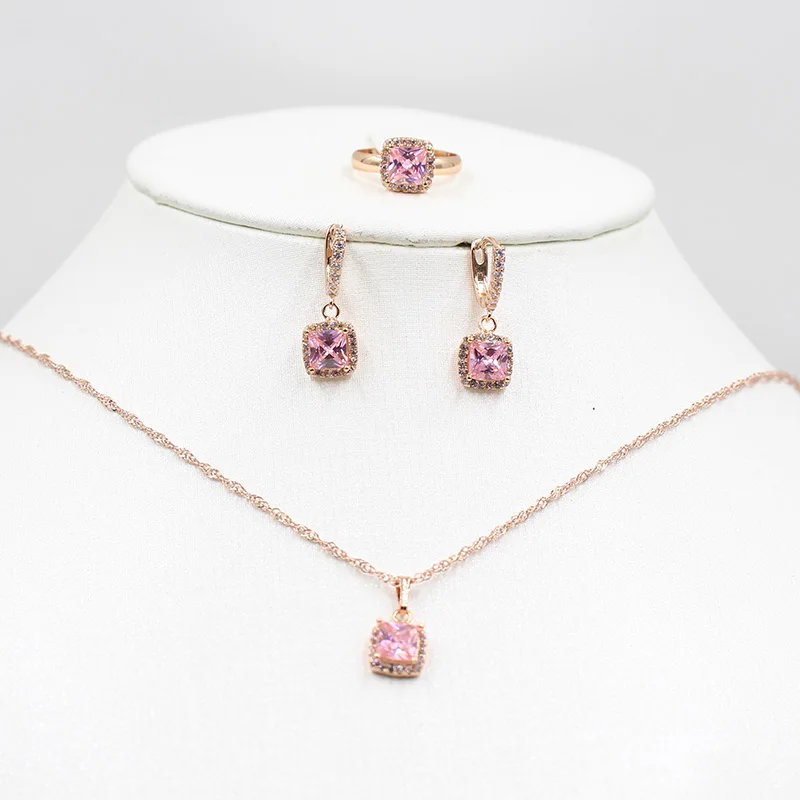 Комплект из колье серёг и кольца розового золота с фианитом ААА 3 цвета 585 пробы