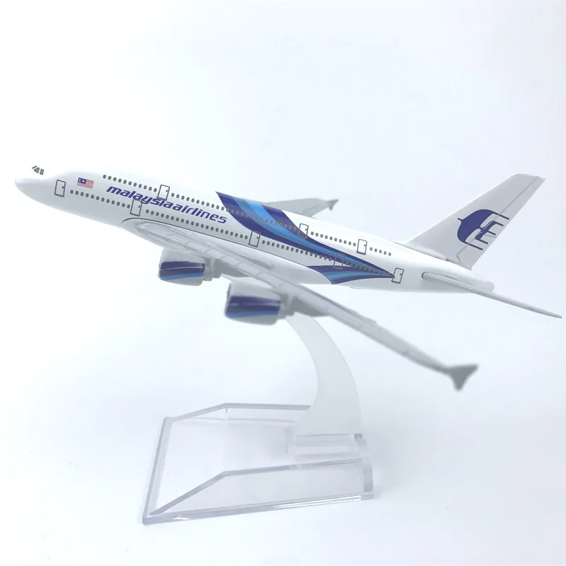 

16cm Alloy Plane Model Malaysia Airlines 380 Diecast Aircraft Toys Airplane Airliner Kid Gifts Collectible