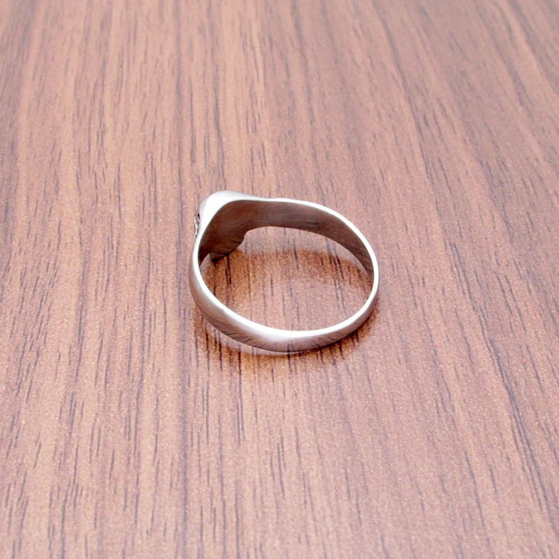 Женское кольцо из нержавеющей стали 316L с черепом смерти | Украшения и аксессуары