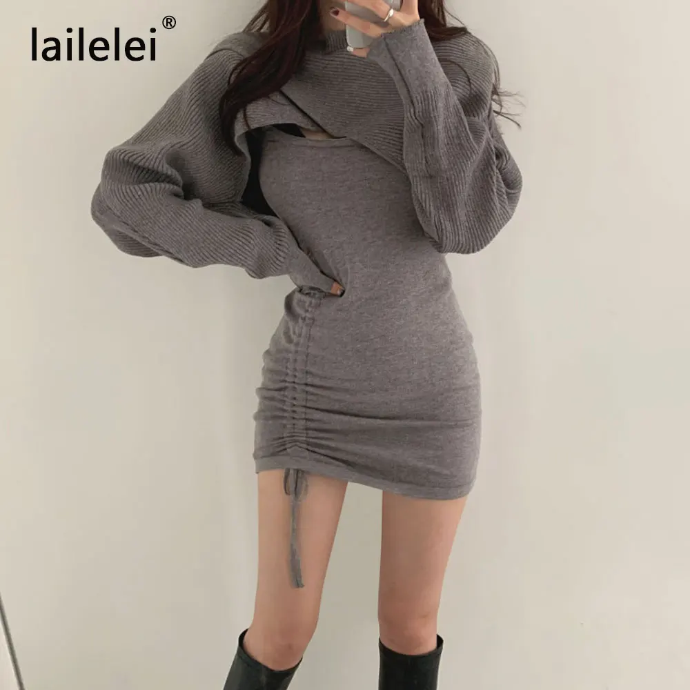 Женское Трикотажное короткое платье-свитер черное облегающее платье-двойка с