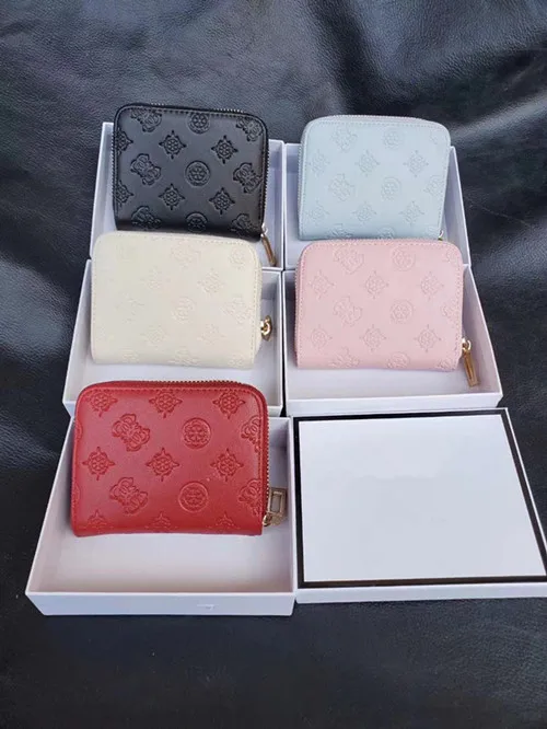 

New lady's wallet