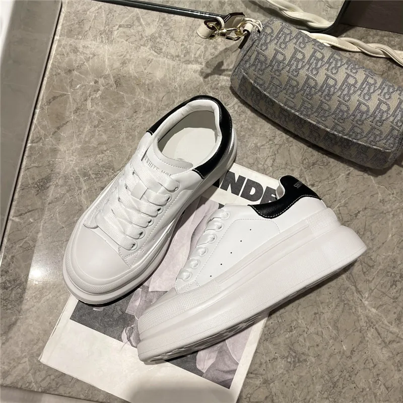 

Женские кроссовки на платформе, белые дышащие кроссовки из сетчатого материала на толстой массивной подошве, спортивная обувь для трениров...