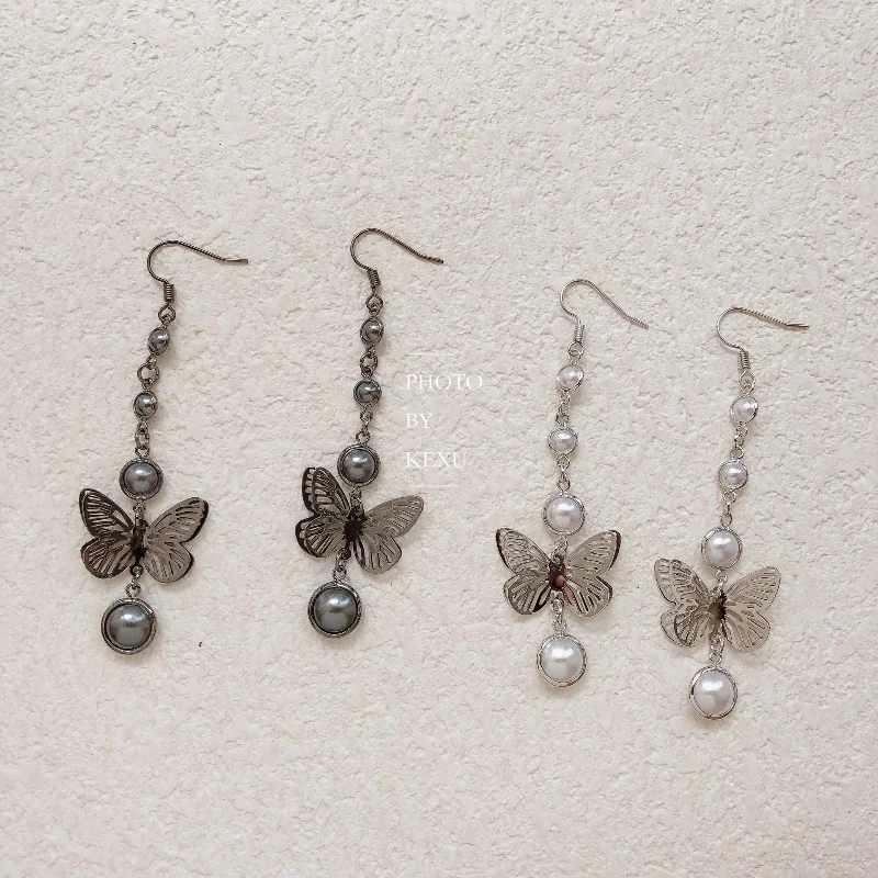 

Retro Hand-made Cold Wind Black Silver Hollow Double Butterfly Pearl Earrings Elegant Temperament Long Earring Fashion for Women