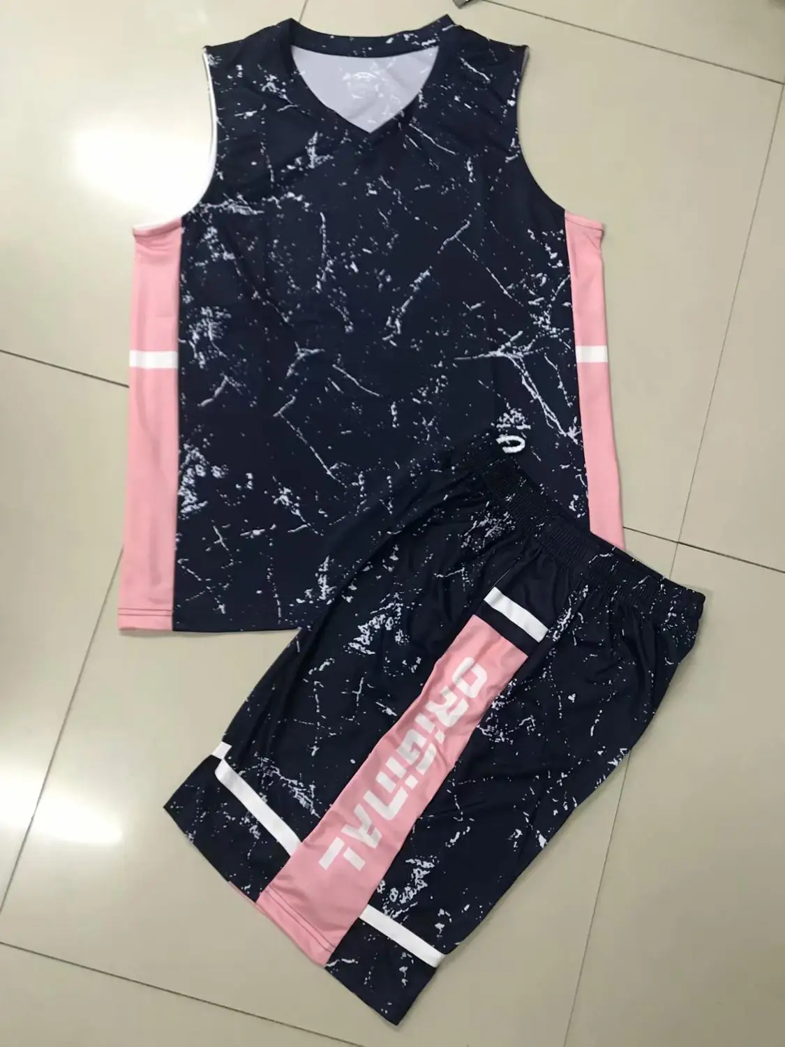 Новинка 2021 высококачественный мужской комплект униформы для баскетбола