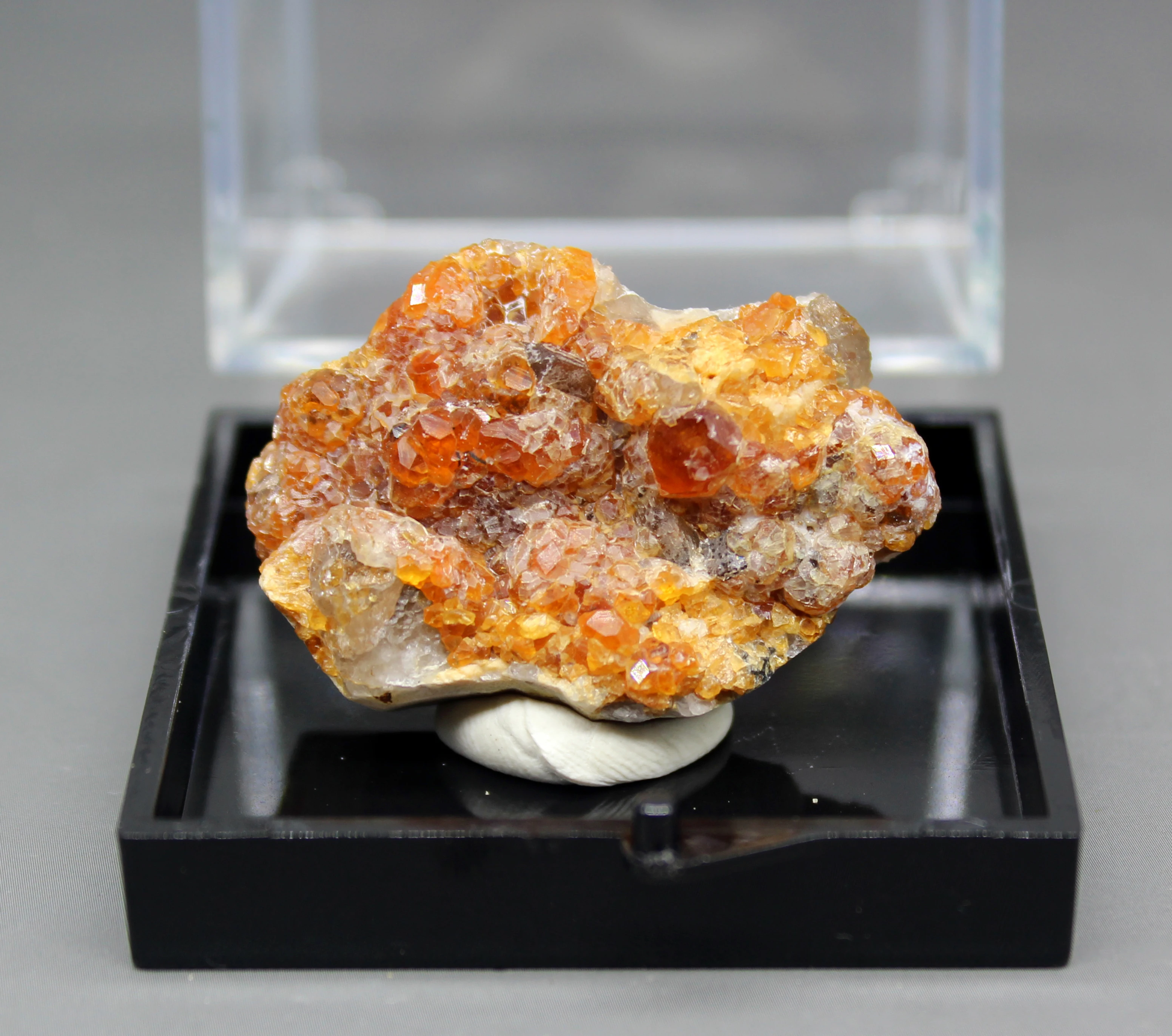 100% натуральный гранат и чай кристалл симбиоза минеральные образцы камней