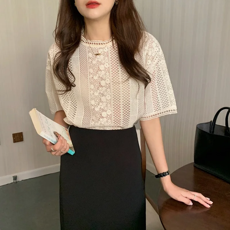 

ZCSMLL Stand-up collar heavy lace crochet hollow loose loose micro-transparent short-sleeved shirt top 2021 spring summer new
