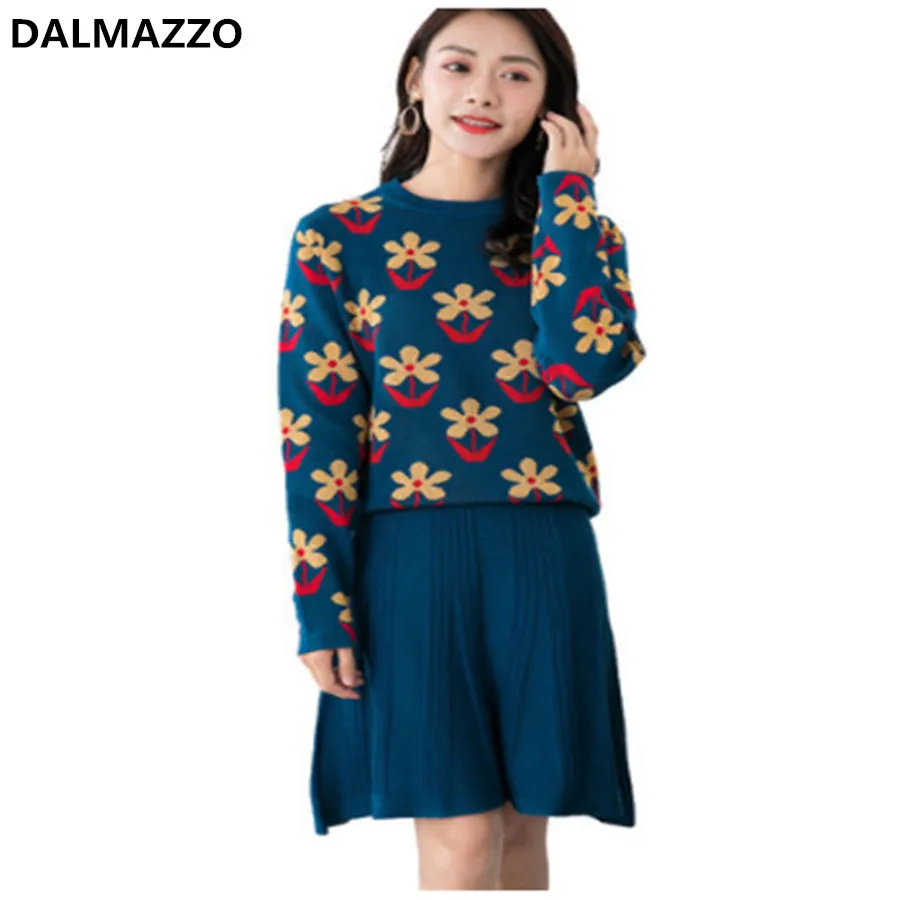 

2020 Newest Autumn Winter Women Suit Embroidery Flower Knit Pullover Sweater Tops + Pleated Mini Skirt Two Pieces Sets Clothing
