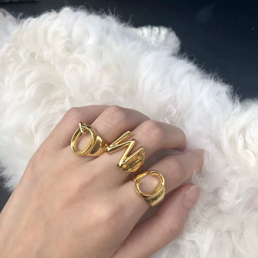 

2021 Fashion Initials English Letters 18k Gold Rings for Women Smooth Men's Rings Adjustable Brass Jewelry for Women Matching