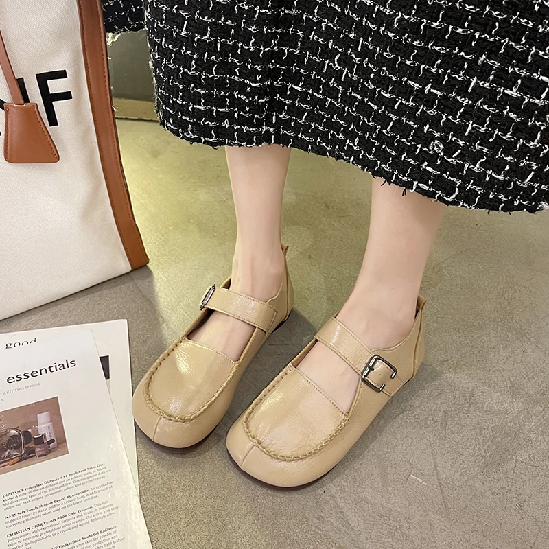

Soft Shoes Woman Flats All-Match Loafers With Fur Round Toe Casual Female Sneakers Dress New Moccasin Slip-on Rubber Solid PU Bu