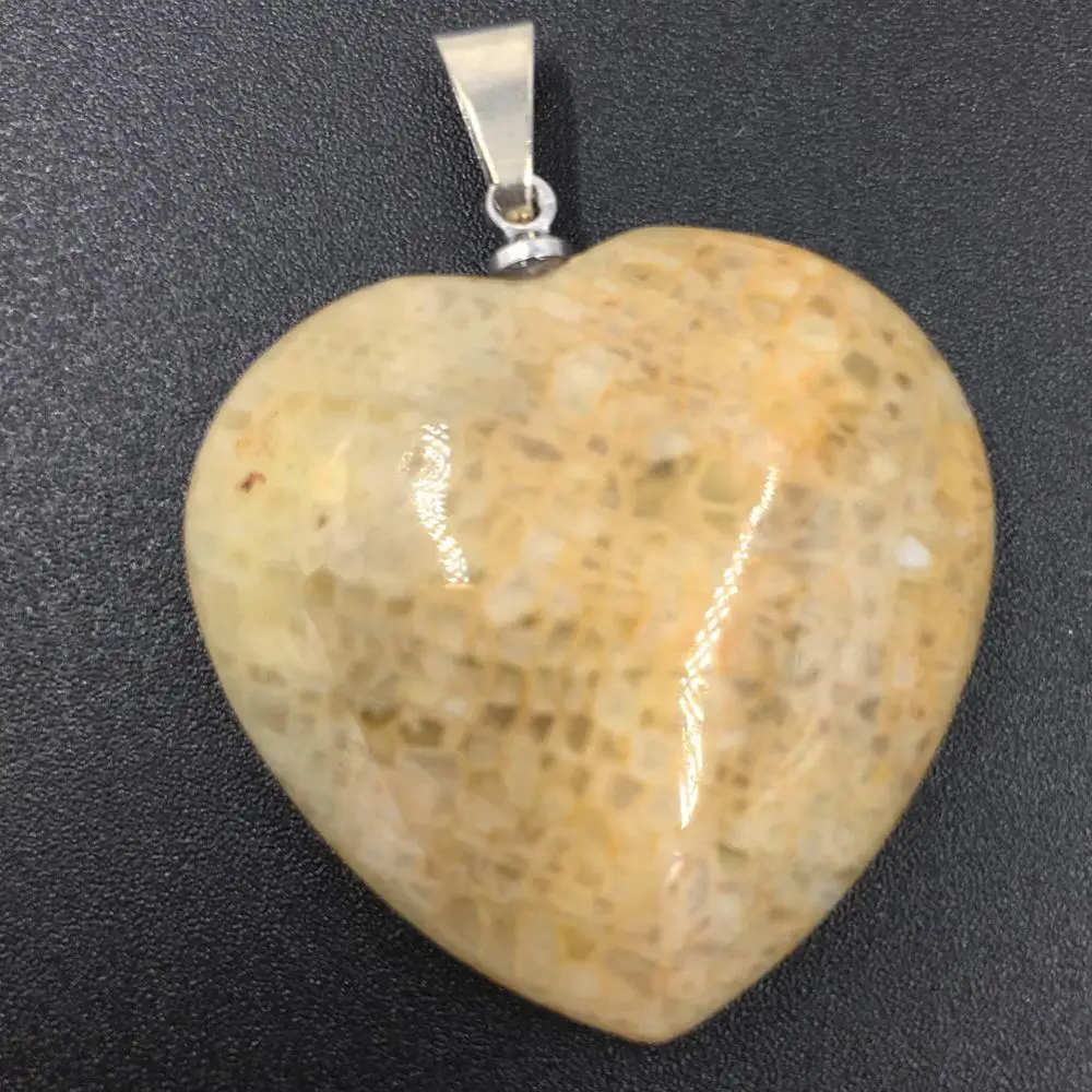 Бесплатная доставка Модные ювелирные изделия Хризантема камень сердце кулон из